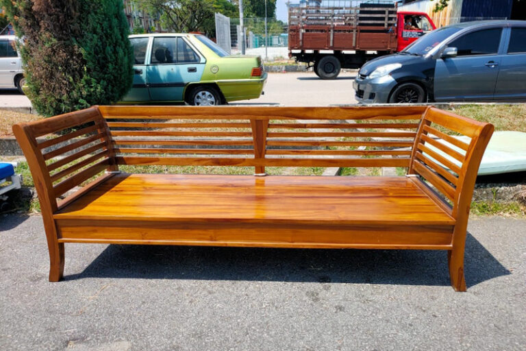 Can teak furniture get wet