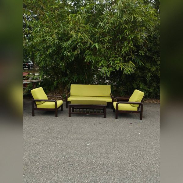 Scanteak 3+1+1 with Coffee Table